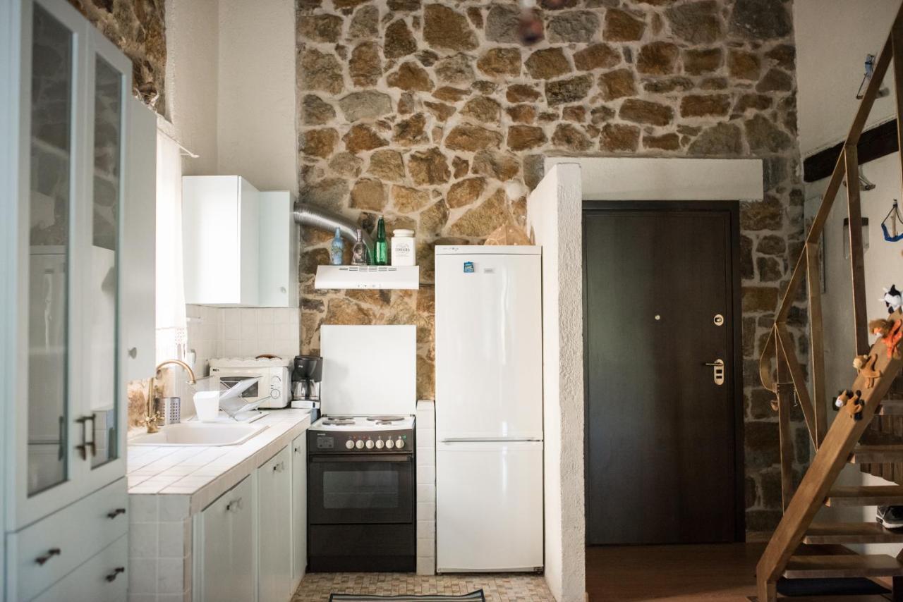 Stone Villas Nea Roda Ngoại thất bức ảnh