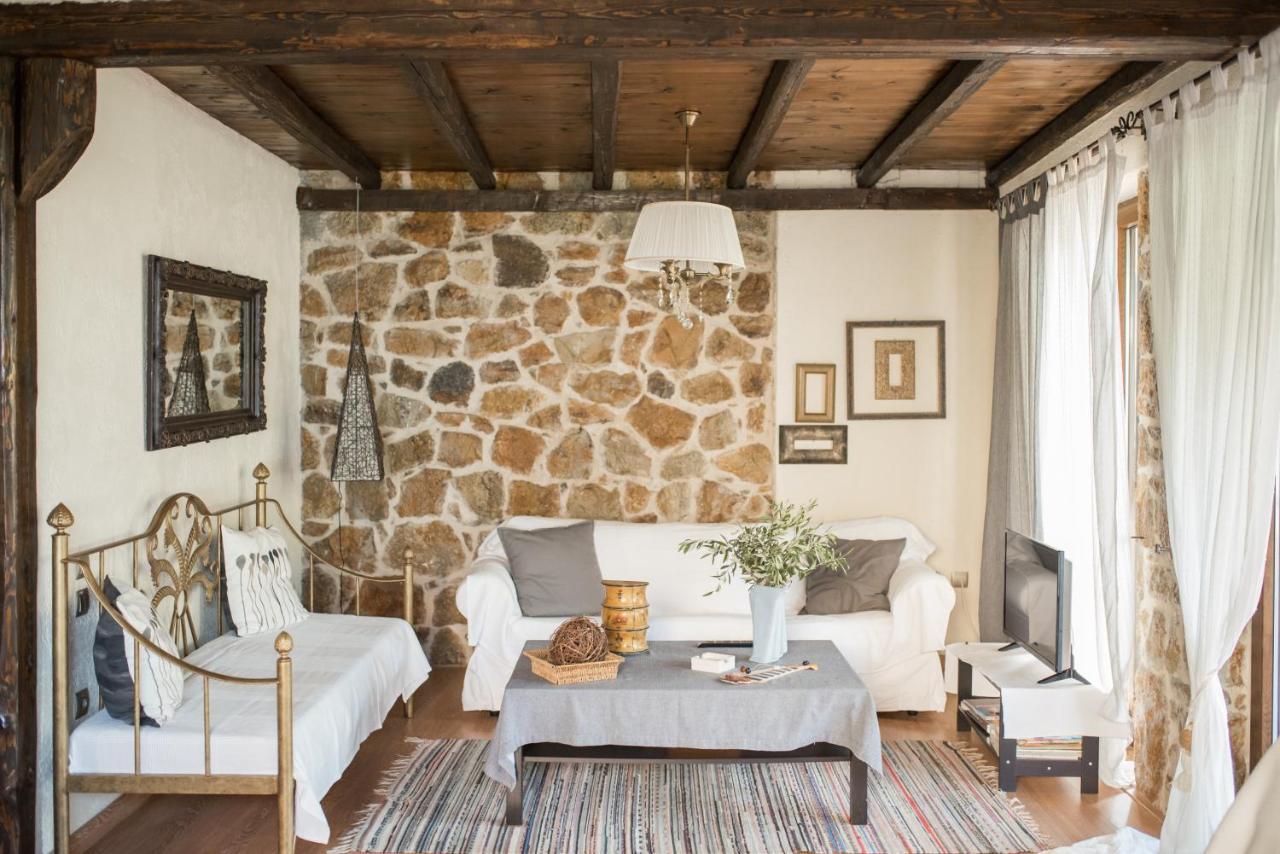 Stone Villas Nea Roda Ngoại thất bức ảnh