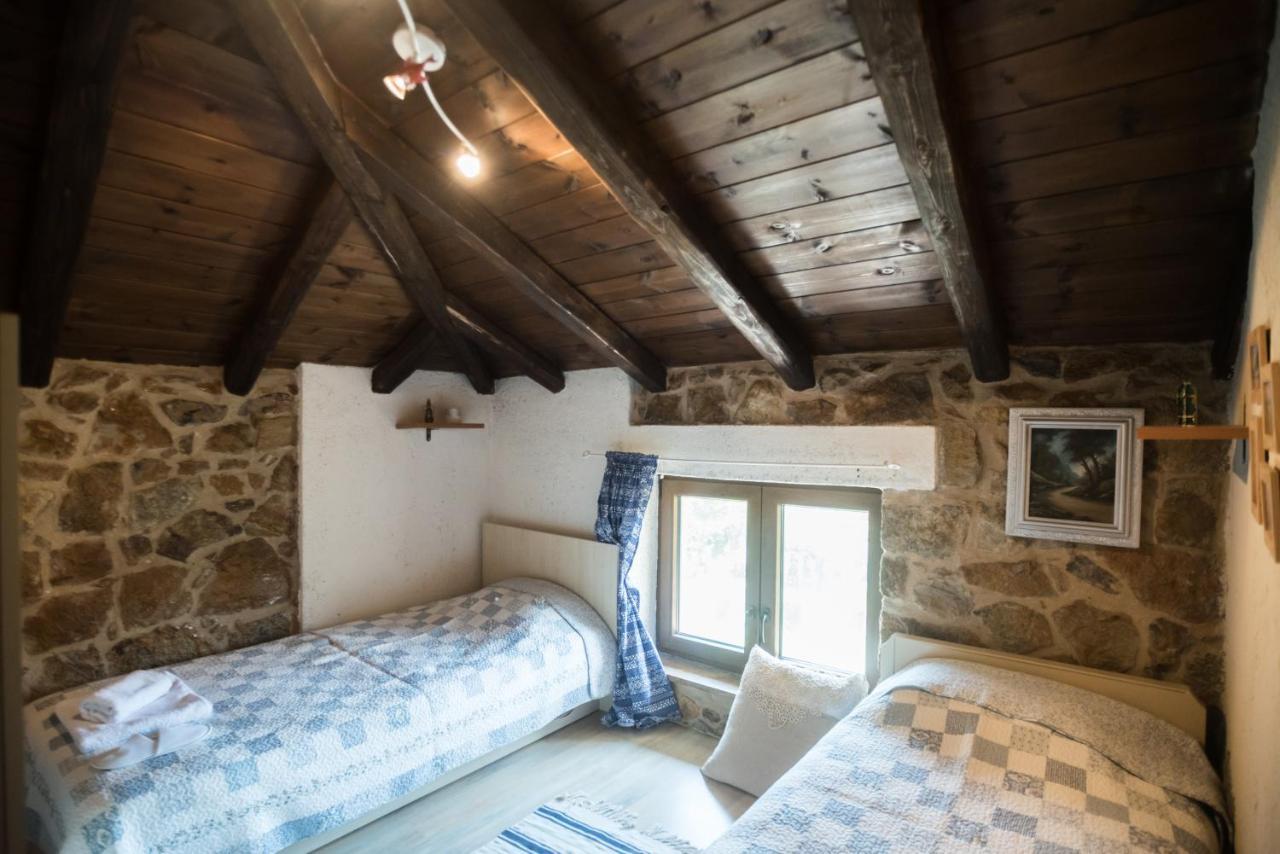 Stone Villas Nea Roda Ngoại thất bức ảnh